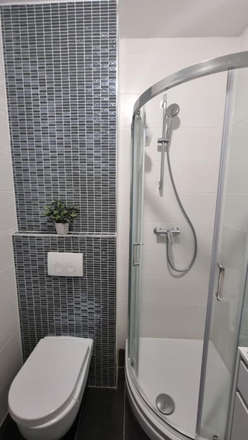 Two Stars - Villa Sunce Сень Экстерьер фото